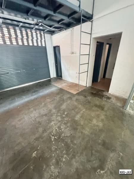 Shop for Rent in Alam Budiman (Shah Alam) - Yap Chew Ying - Interior - PropertyGuru.com.my