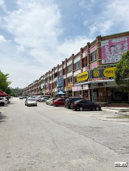 Shop for Rent in Alam Budiman (Shah Alam) - Yap Chew Ying - Exterior - PropertyGuru.com.my