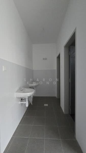 Shop / Office for Rent in Semenyih (Selangor) - Sharon Khong - Corridor - PropertyGuru.com.my