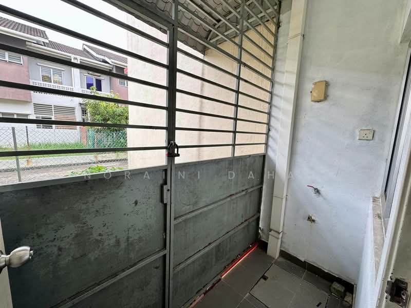 2-storey Terraced House for Sale in Bandar Bukit Raja (Klang) - Noraini Dahan - Exterior - PropertyGuru.com.my