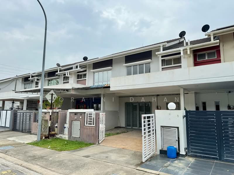 2-storey Terraced House for Sale in Bandar Bukit Raja (Klang) - Noraini Dahan - Exterior - PropertyGuru.com.my