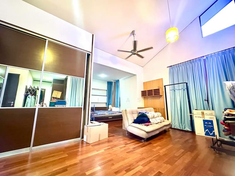 Rumah Teres untuk Dijual di Bukit Jelutong (Shah Alam) - Nazri Hassan - Bedroom - PropertyGuru.com.my