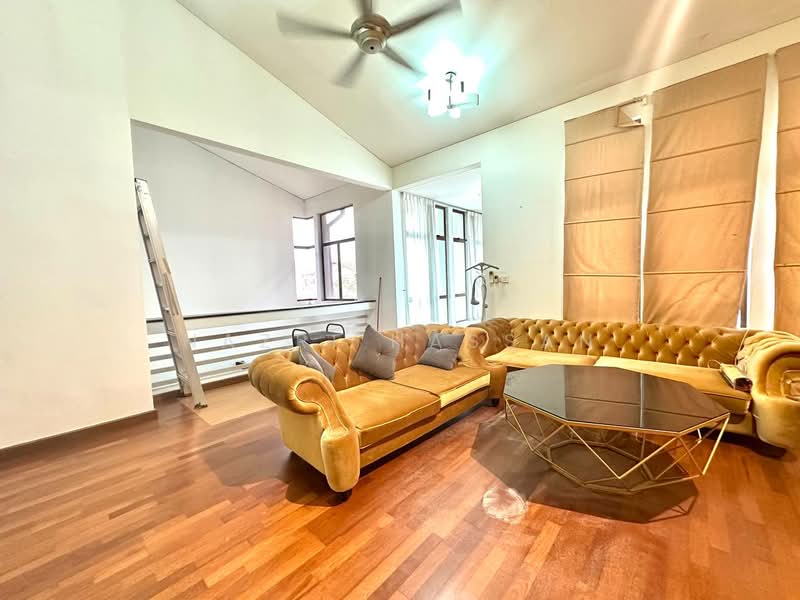 Rumah Teres untuk Dijual di Bukit Jelutong (Shah Alam) - Nazri Hassan - Living Room - PropertyGuru.com.my