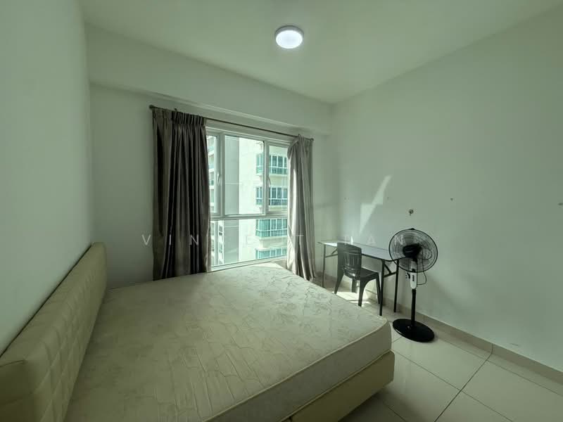 Kondominium untuk Disewa di Tropicana Bay Residences - Vincent Tan - Bedroom - PropertyGuru.com.my
