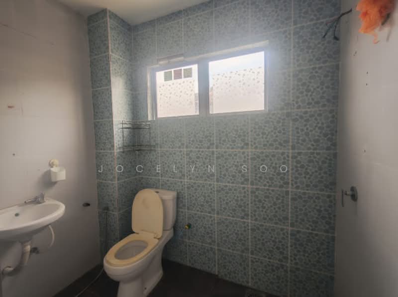 Terraced House for Sale in Bandar Sungai Long (Selangor) - Jocelyn Soo - Bathroom - PropertyGuru.com.my
