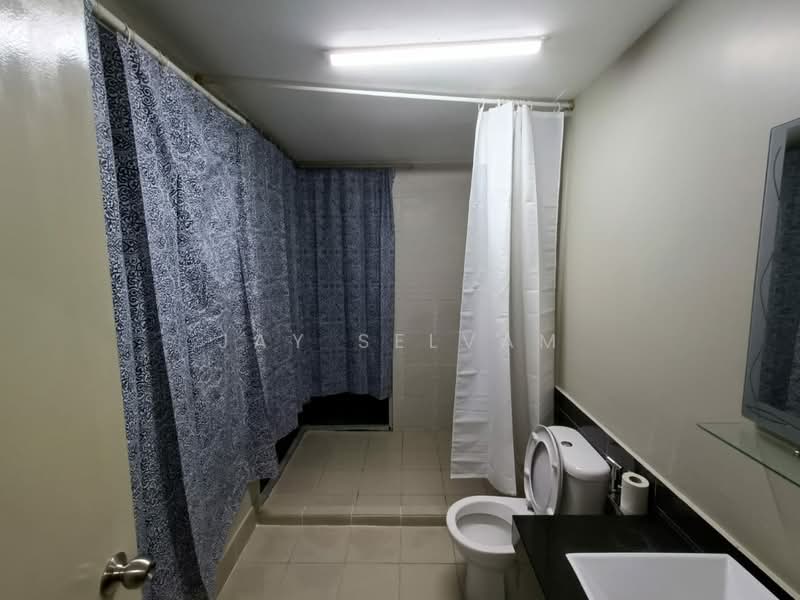 Kondominium untuk Disewa di The Saffron - Jay Selvam - Bathroom - PropertyGuru.com.my