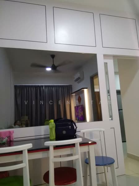 Kondominium untuk Disewa di Tropicana Bay Residences - Vincent Tan - Living Room - PropertyGuru.com.my