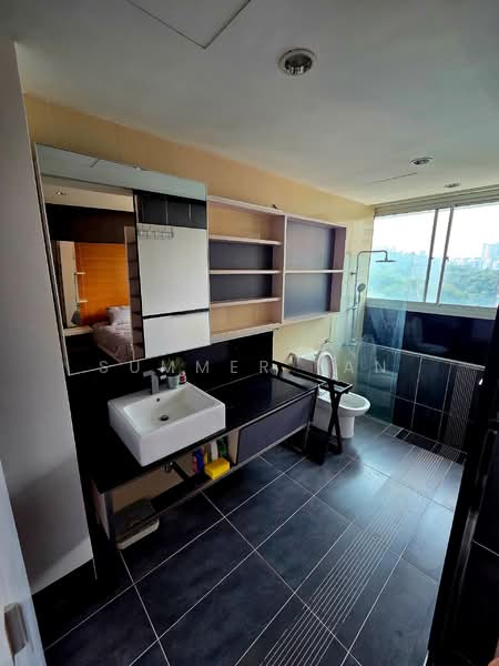 Servis Apartment untuk Disewa di Verve Suites - Summer Tan - Bathroom - PropertyGuru.com.my