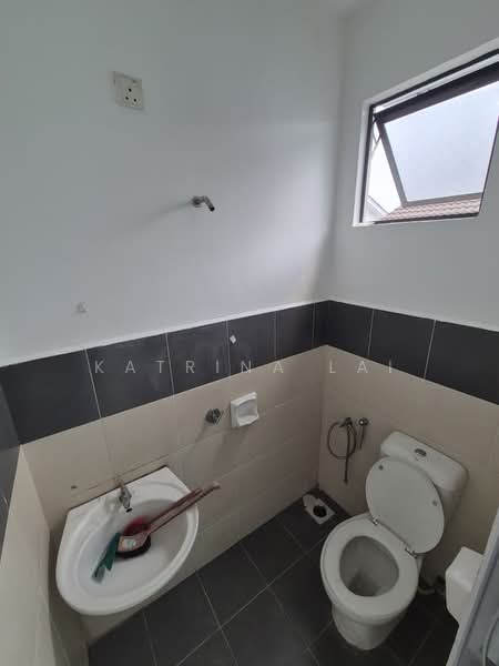 2-storey Terraced House for Sale in Semenyih Parklands (Beranang) - Katrina Lai - Bathroom - PropertyGuru.com.my