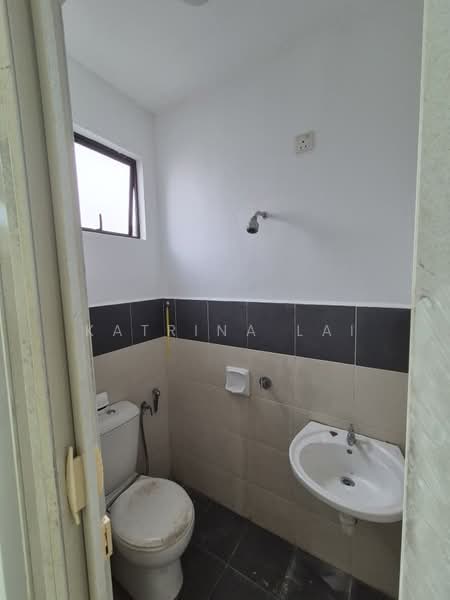 2-storey Terraced House for Sale in Semenyih Parklands (Beranang) - Katrina Lai - Bathroom - PropertyGuru.com.my