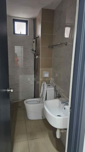 Service Residence for Rent at D'Summit Residences - Kevin Chua - Bathroom - PropertyGuru.com.my