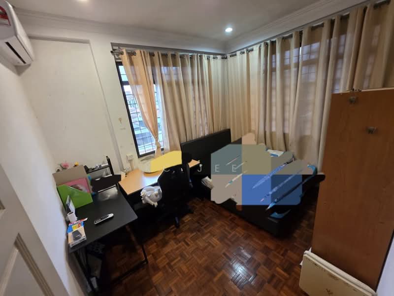 Semi-Detached House for Sale in Kuching (Sarawak) - KC Jee - Study - PropertyGuru.com.my