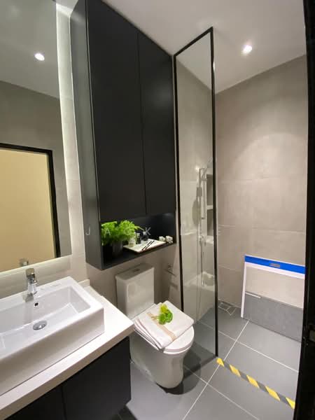 Kondominium untuk Dijual di Armani Residence - Jack Lee - Bathroom - PropertyGuru.com.my