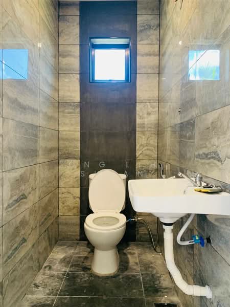 2-storey Terraced House for Sale in Taman Daya (Johor Bahru) - Ong Lih Shyan - Bathroom - PropertyGuru.com.my