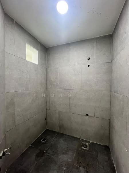 Rumah Teres 1 Tingkat untuk Dijual di Taman Puteri Wangsa (Ulu Tiram) - Hong . - Bathroom - PropertyGuru.com.my