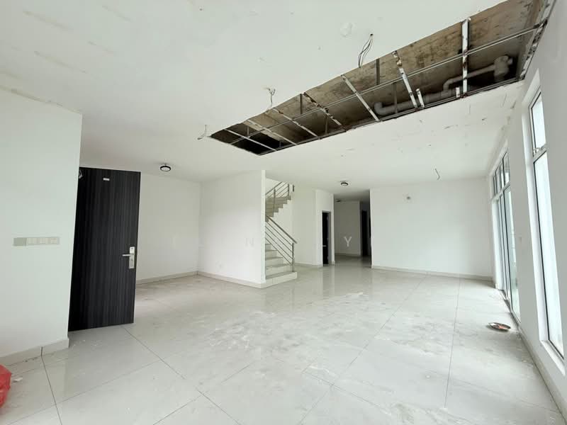 Rumah Kluster untuk Dijual di Skudai (Johor) - Elena Lye - Living Room - PropertyGuru.com.my
