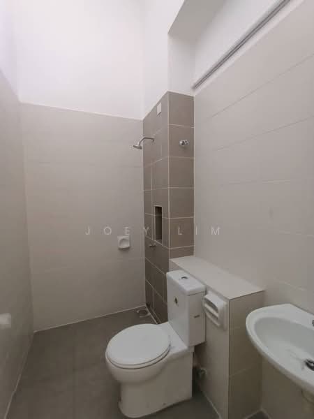 2-storey Terraced House for Sale in Setia Ecohill (Semenyih) - Joey Lim - Bathroom - PropertyGuru.com.my