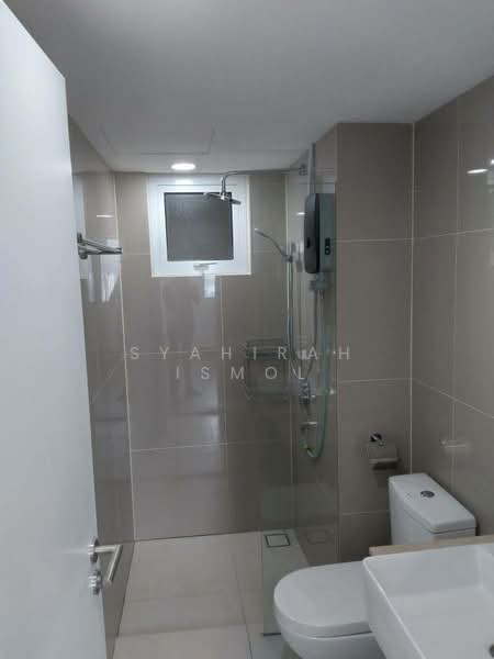 Servis Apartment untuk Disewa di Sentul Point - Syahirah Ismol - Bathroom - PropertyGuru.com.my