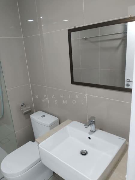 Servis Apartment untuk Disewa di Sentul Point - Syahirah Ismol - Bathroom - PropertyGuru.com.my