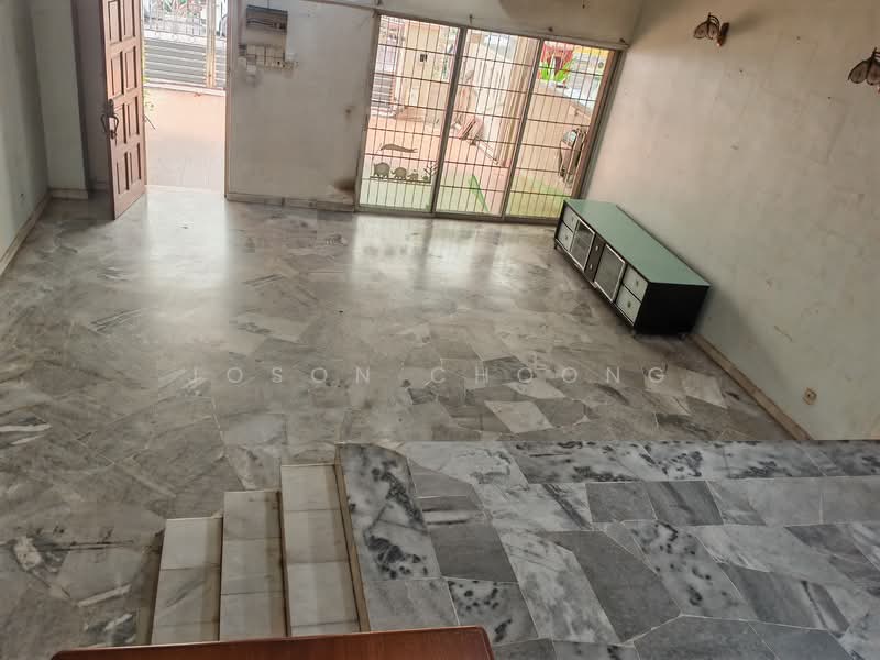2-storey Terraced House for Sale in Serdang Raya (Seri Kembangan) - Joson Choong - Entrance - PropertyGuru.com.my