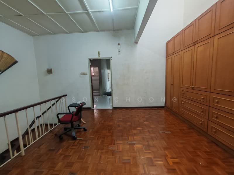 2-storey Terraced House for Sale in Serdang Raya (Seri Kembangan) - Joson Choong - PropertyGuru.com.my
