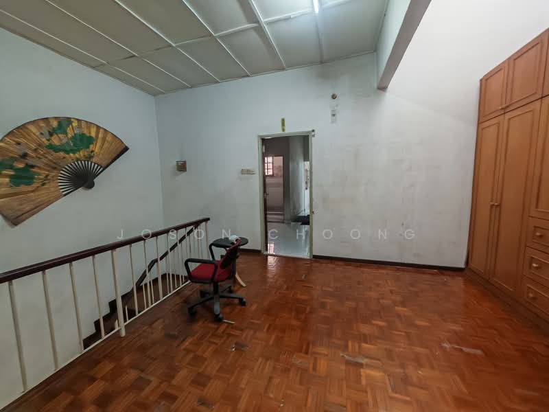 2-storey Terraced House for Sale in Serdang Raya (Seri Kembangan) - Joson Choong - Interior - PropertyGuru.com.my