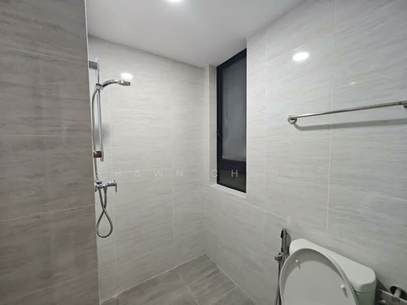 Service Residence for Rent at Baron Residence @ Lake City - Shawn Chong - Bathroom - PropertyGuru.com.my