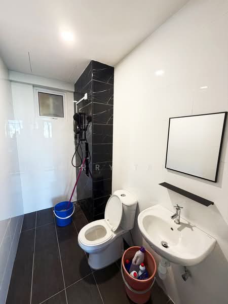 Kondominium untuk Disewa di Zen 6 - Jerry Tan - Bathroom - PropertyGuru.com.my