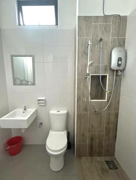 Rumah Teres 2 Tingkat untuk Disewa di Bukit Indah (Iskandar Puteri (Nusajaya)) - Li Min - Bathroom - PropertyGuru.com.my