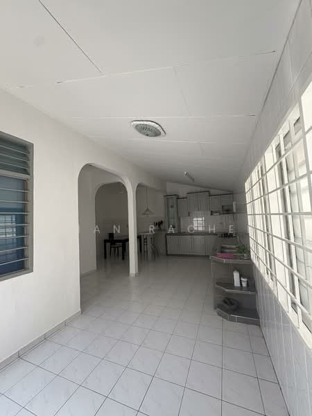 Semi-Detached House for Sale in Taman Selayang (Butterworth) - Chan Rachel - Kitchen - PropertyGuru.com.my