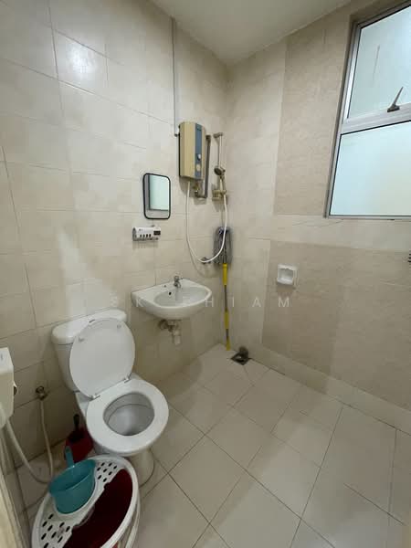 2-storey Terraced House for Sale in Kemuning Utama (Shah Alam) - SK Thiam - Bathroom - PropertyGuru.com.my