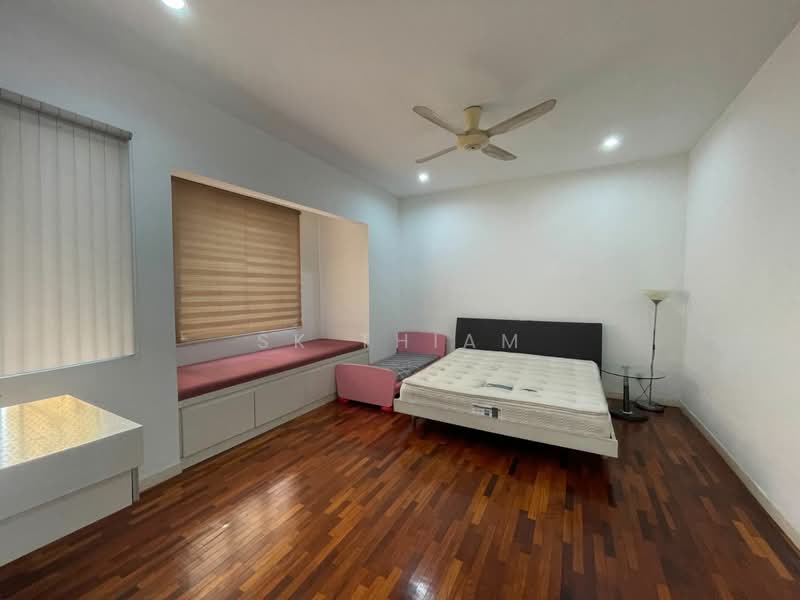 2-storey Terraced House for Sale in Kemuning Utama (Shah Alam) - SK Thiam - Bedroom - PropertyGuru.com.my
