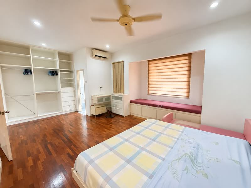 Rumah Teres 2 Tingkat untuk Dijual di Kemuning Utama (Shah Alam) - SK Thiam - Bedroom - PropertyGuru.com.my