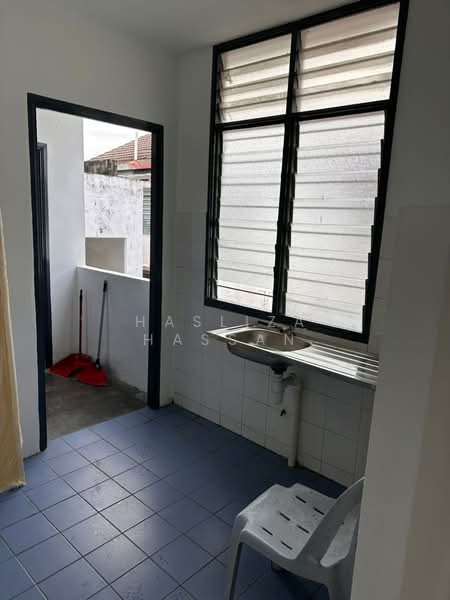 Apartment for Sale at Sri Teratai Apartment - Hasliza Hassan - Interior - PropertyGuru.com.my