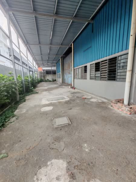 Warehouse for Rent in Taman Makmur (Lunas) - Zack Lee - Exterior - PropertyGuru.com.my