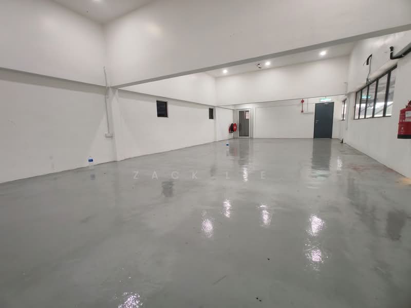 Warehouse for Rent in Taman Makmur (Lunas) - Zack Lee - Interior - PropertyGuru.com.my