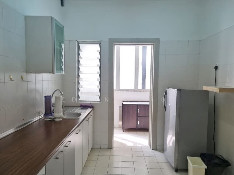 Kondominium untuk Disewa di Selayang Point - Edwin Wong - Kitchen - PropertyGuru.com.my