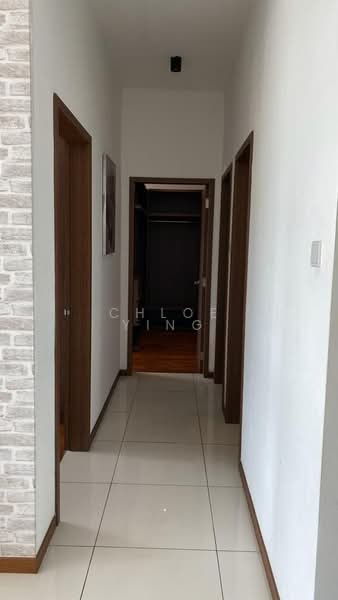 Servis Apartment untuk Disewa di Crescent Bay Suites (Teluk Bayu) - Chloe Ying - Corridor - PropertyGuru.com.my