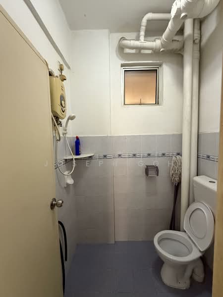 Apartment for Sale at Villa Bestari Apartment - Joseph Goh - Bathroom - PropertyGuru.com.my