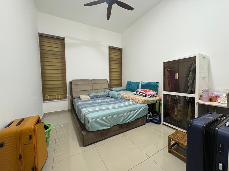 Semi-Detached House for Sale in Kuala Selangor (Selangor) - Mohd Nazri Alias - Bedroom - PropertyGuru.com.my