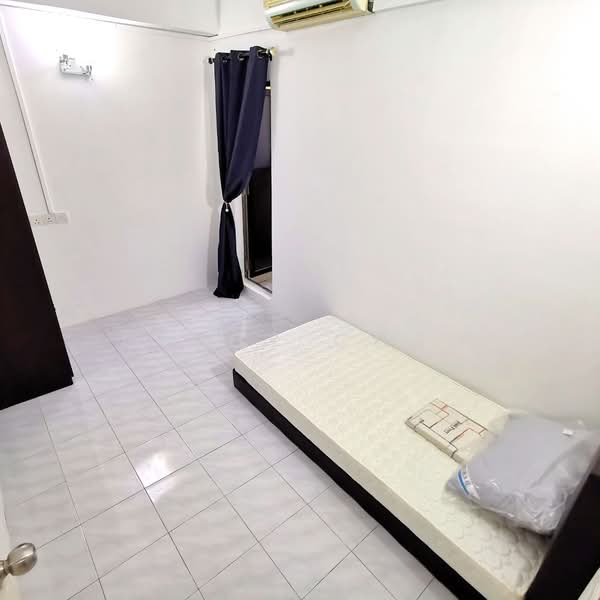 Pangsapuri untuk Dijual di Halaman Kristal - Cindy Chan - Bedroom - PropertyGuru.com.my