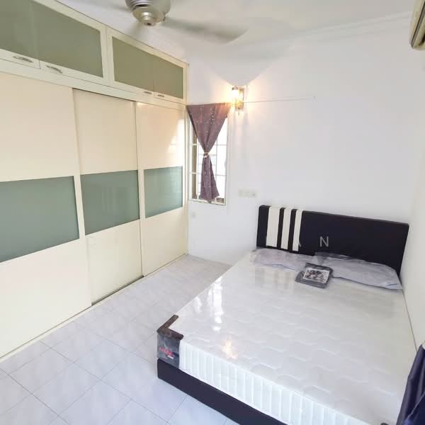 Pangsapuri untuk Dijual di Halaman Kristal - Cindy Chan - Bedroom - PropertyGuru.com.my
