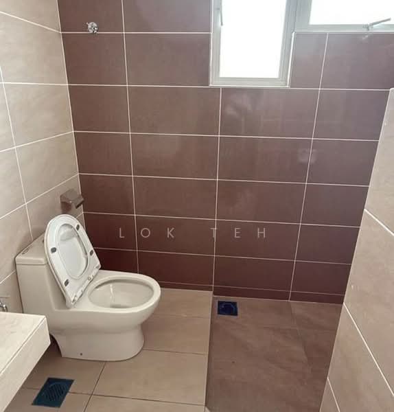 Rumah Teres 2 Tingkat untuk Dijual di Beranang (Selangor) - Lok Teh - Bathroom - PropertyGuru.com.my