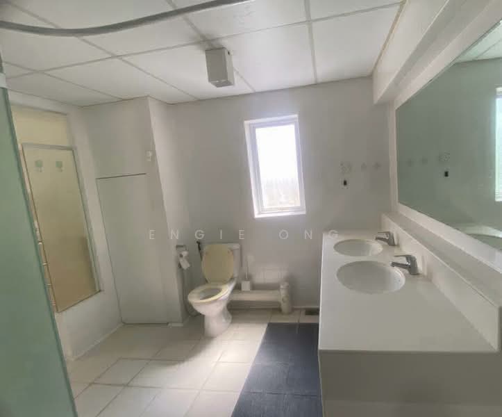 Condominium for Rent at 1 Persiaran Gurney - Engie Ong - Bathroom - PropertyGuru.com.my