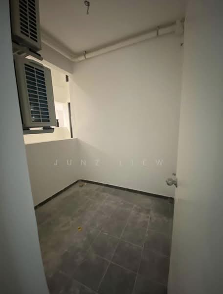 Servis Apartment untuk Dijual di Space Residency - Junz Liew - Balcony - PropertyGuru.com.my
