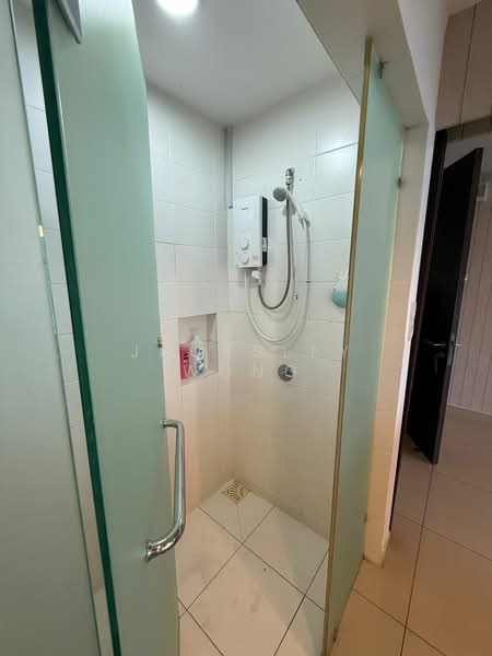 Service Residence for Rent at Trefoil - Jacksley Wong - Bathroom - PropertyGuru.com.my