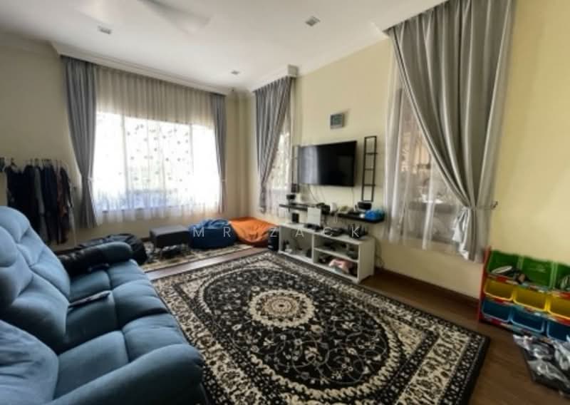 Rumah Banglo untuk Dijual di Seksyen 9 (Shah Alam) - Mr Zack - Living Room - PropertyGuru.com.my
