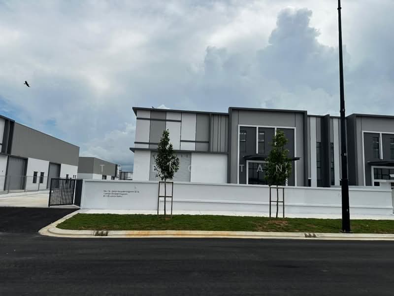Kilang untuk Disewa di Eco Business Park 1 (Johor Bahru) - Terence Tan - Exterior - PropertyGuru.com.my