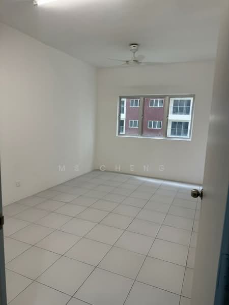 Condominium for Rent at Residensi Sateria - Ms Cheng - PropertyGuru.com.my