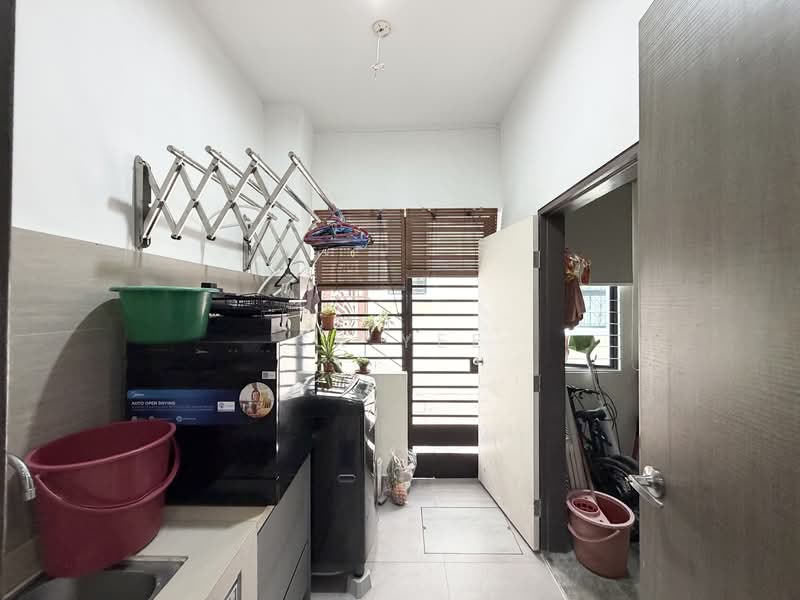 Rumah Teres untuk Dijual di Taman Damai Utama (Bandar Kinrara) - CK Yee - Interior - PropertyGuru.com.my